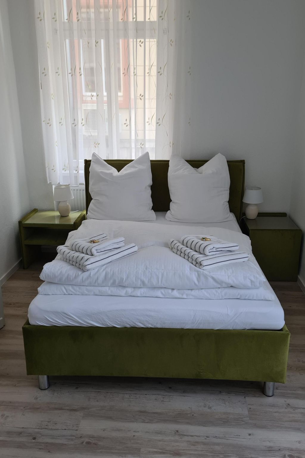 In Weimar mit Garten-Image-tags.info