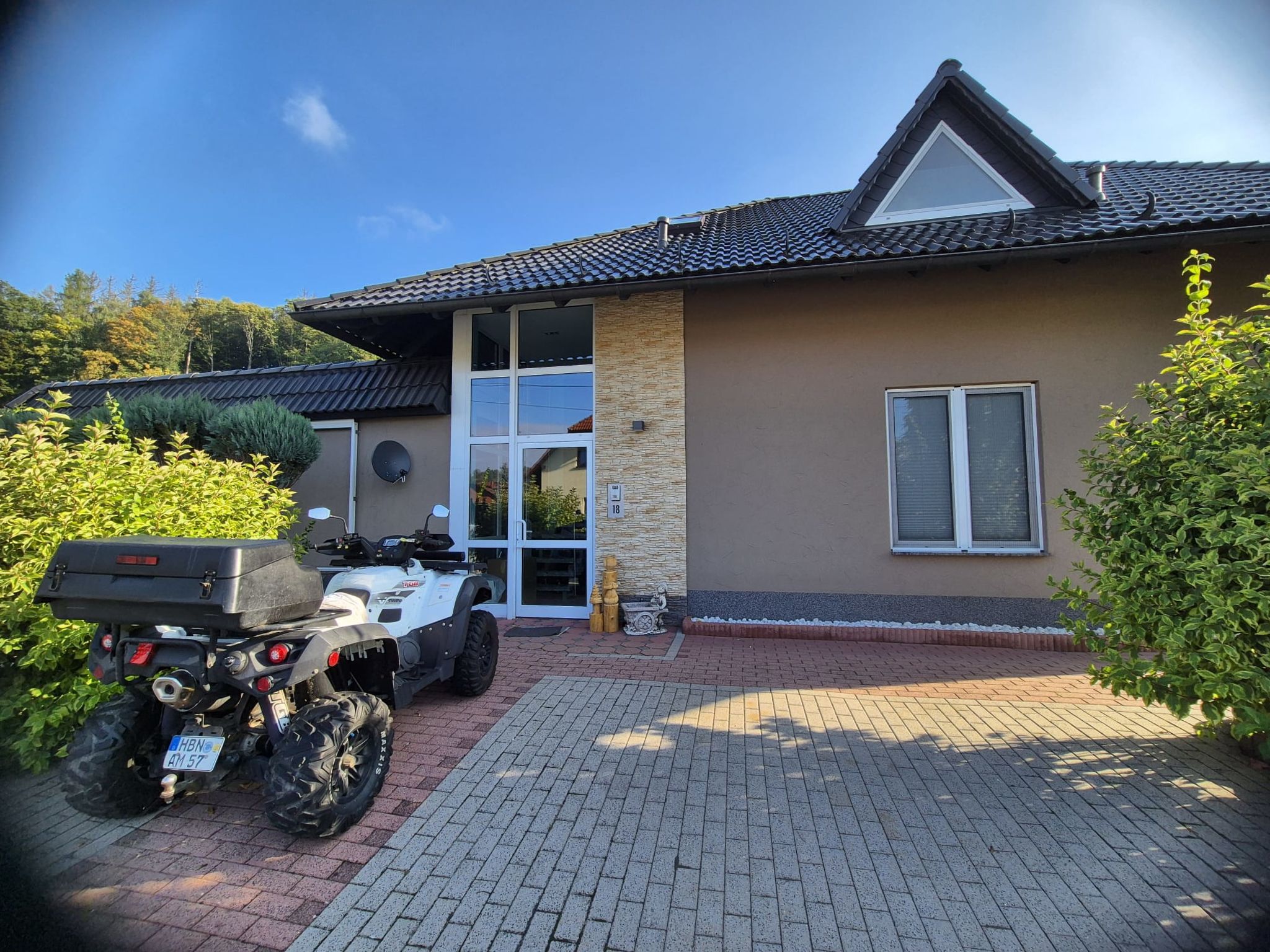 Ferienhaus Naturnah mit Pool und Sauna-Buiten