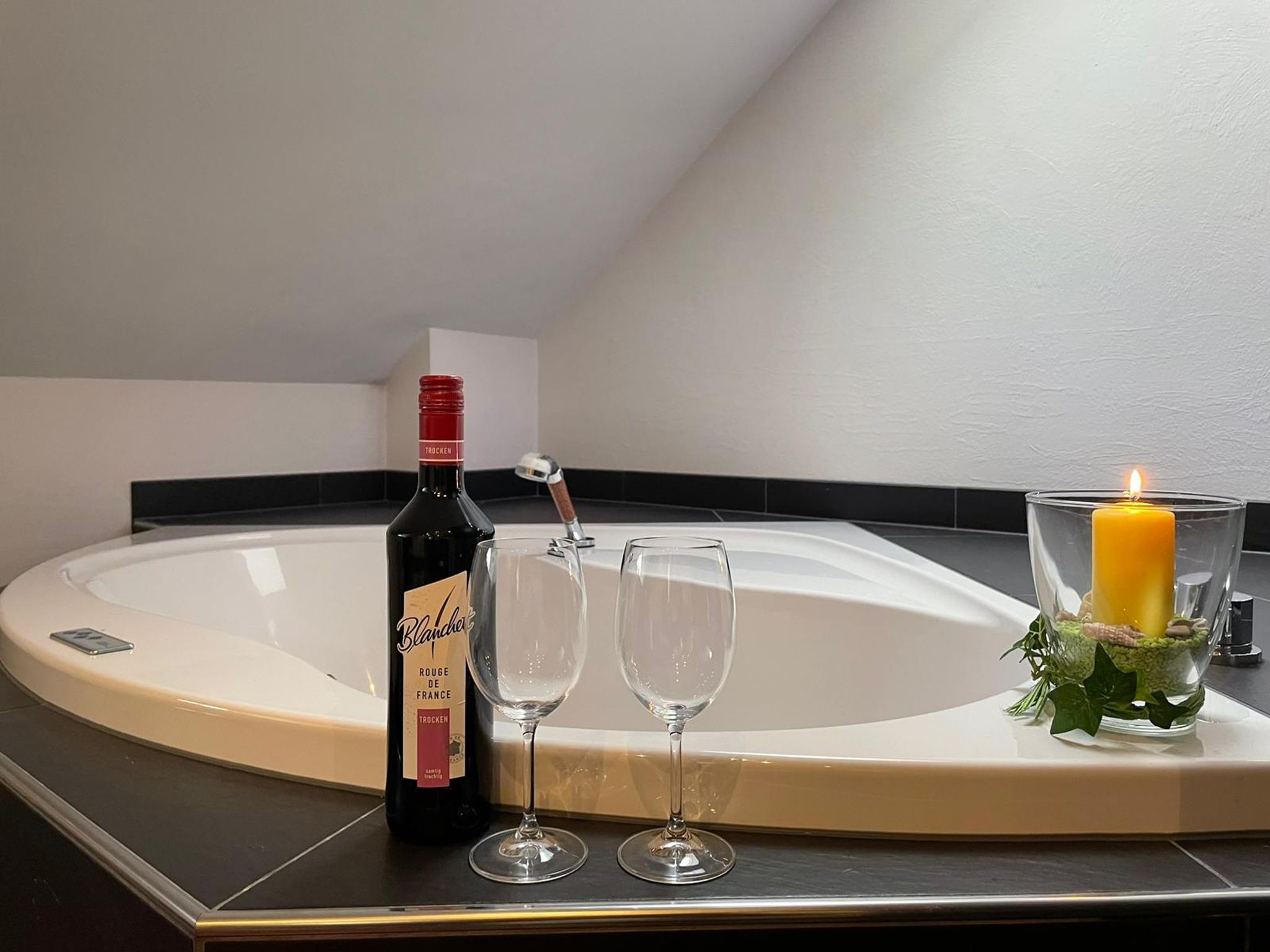 Ferienhaus Naturnah mit Pool und Sauna