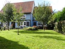Fachwerkhaus mit Garten, Grill und Terrasse