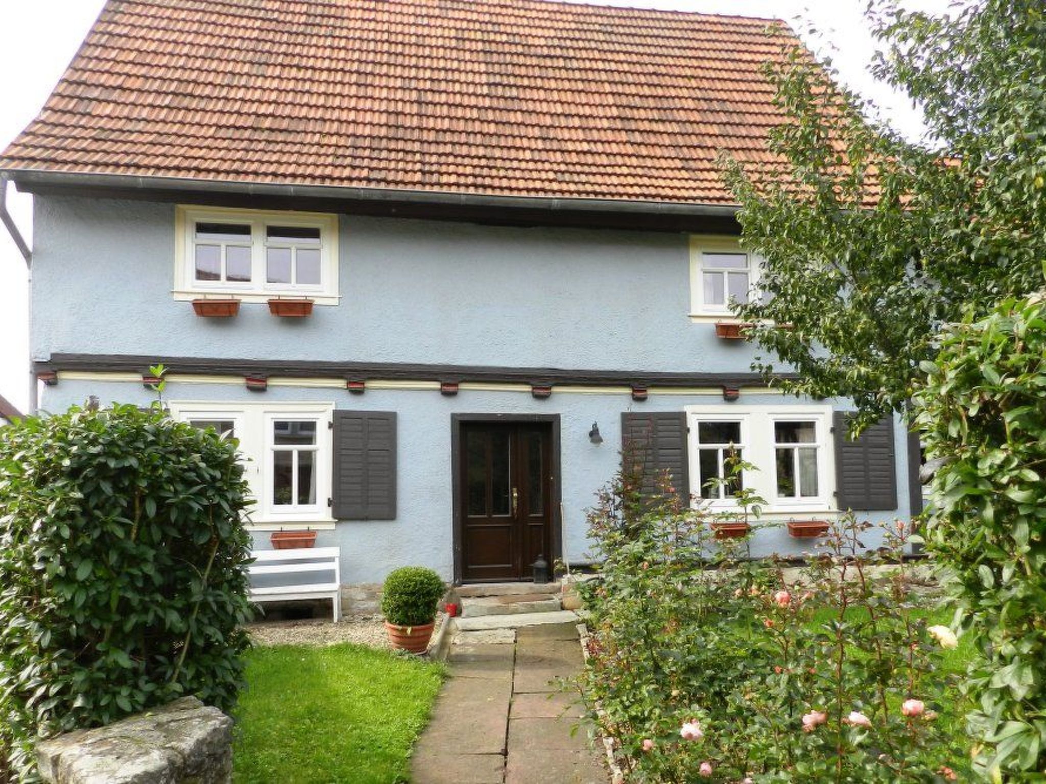 Fachwerkhaus mit Garten, Grill und Terrasse-Dedans