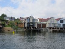 Seehaus Arielle: vrijstaand vakantiehuis met eigen watergrondstuk aan het meer - thumbnail 3