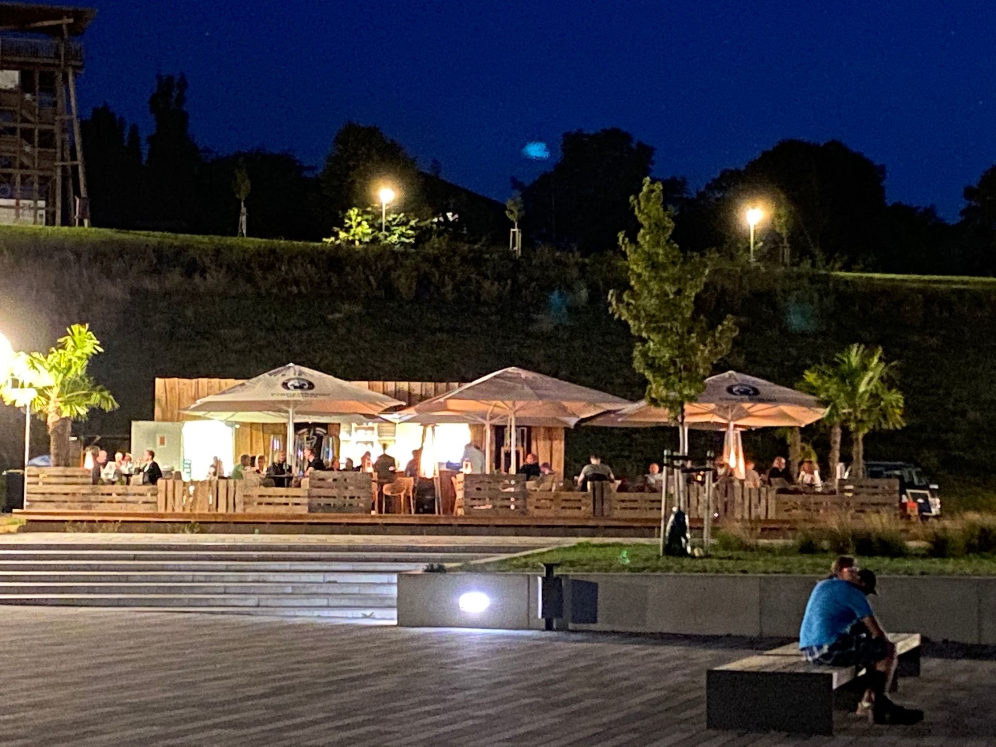 Yacht Overtime im Hafen der Marina Braunsbedra-Outside