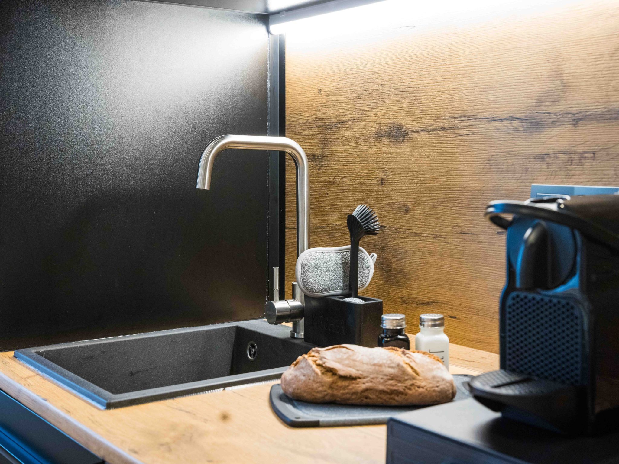 Appartement Schiller Apartment im Zentrum von Hof. Küche, Parkplatz, 250MBit Wlan – Salle de bains, photo 20 sur 57