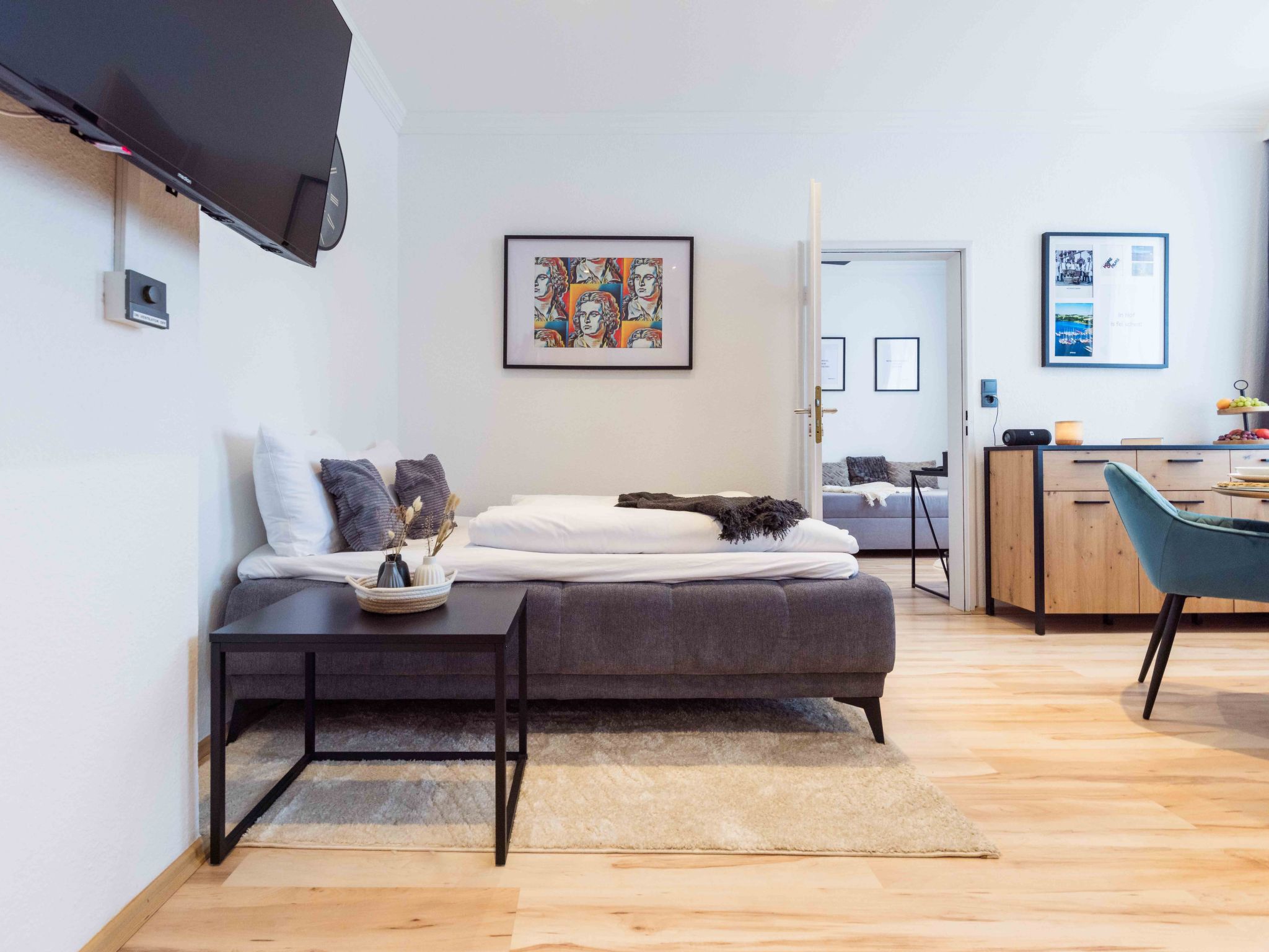 Appartement Schiller Apartment im Zentrum von Hof. Küche, Parkplatz, 250MBit Wlan – Séjour, photo 25 sur 57