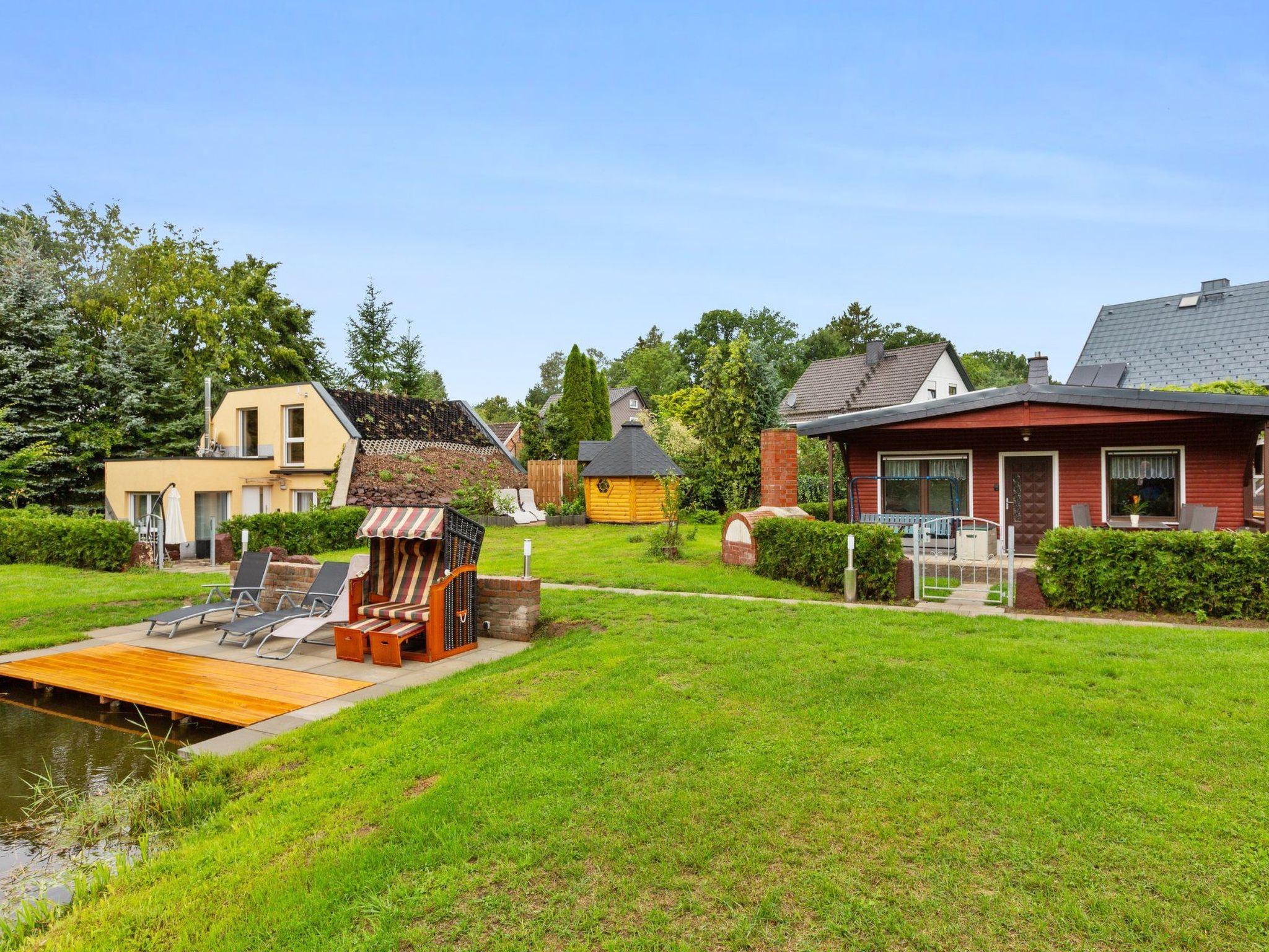 Mit naturnahen Badeteich-Image-tags.info