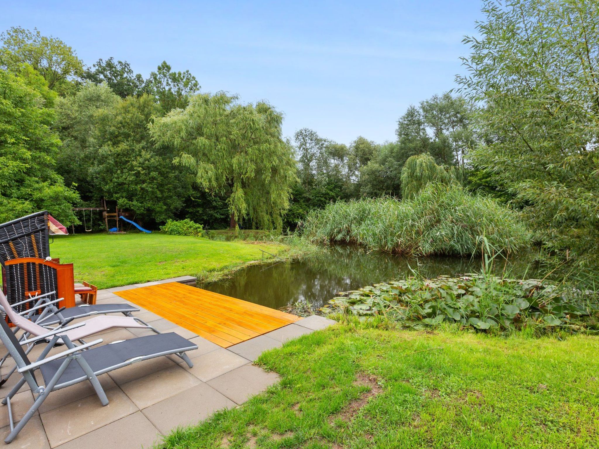 Mit naturnahen Badeteich-Image-tags.info