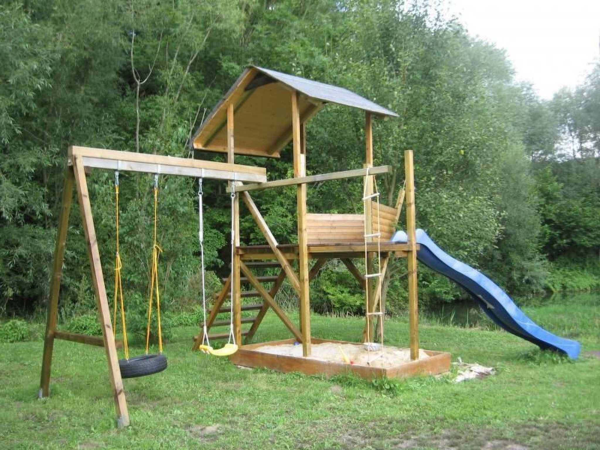 Mit naturnahen Badeteich-Image-tags.info