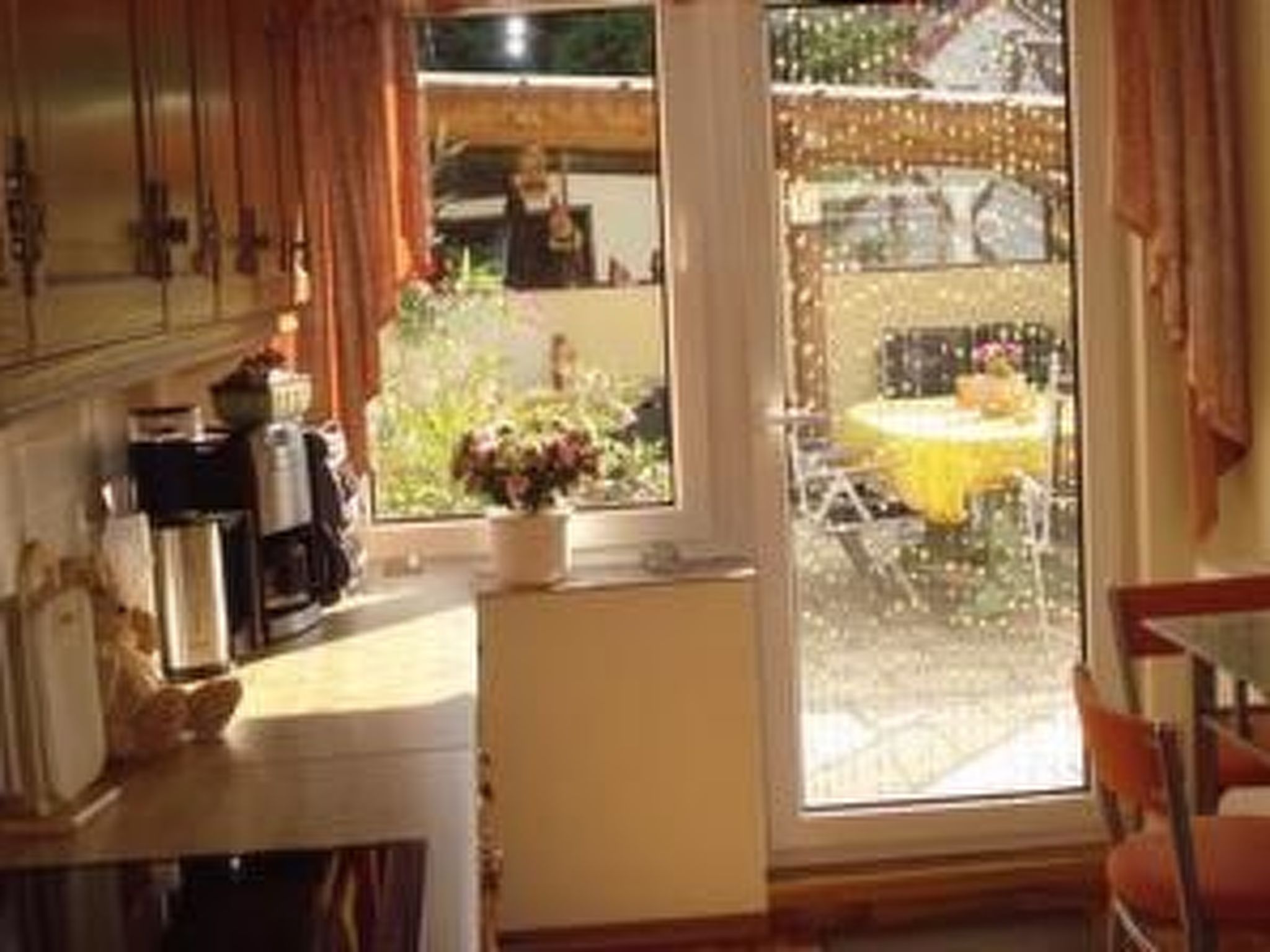 Helle Wohnung in Frankenhain mit Grill-Drinnen