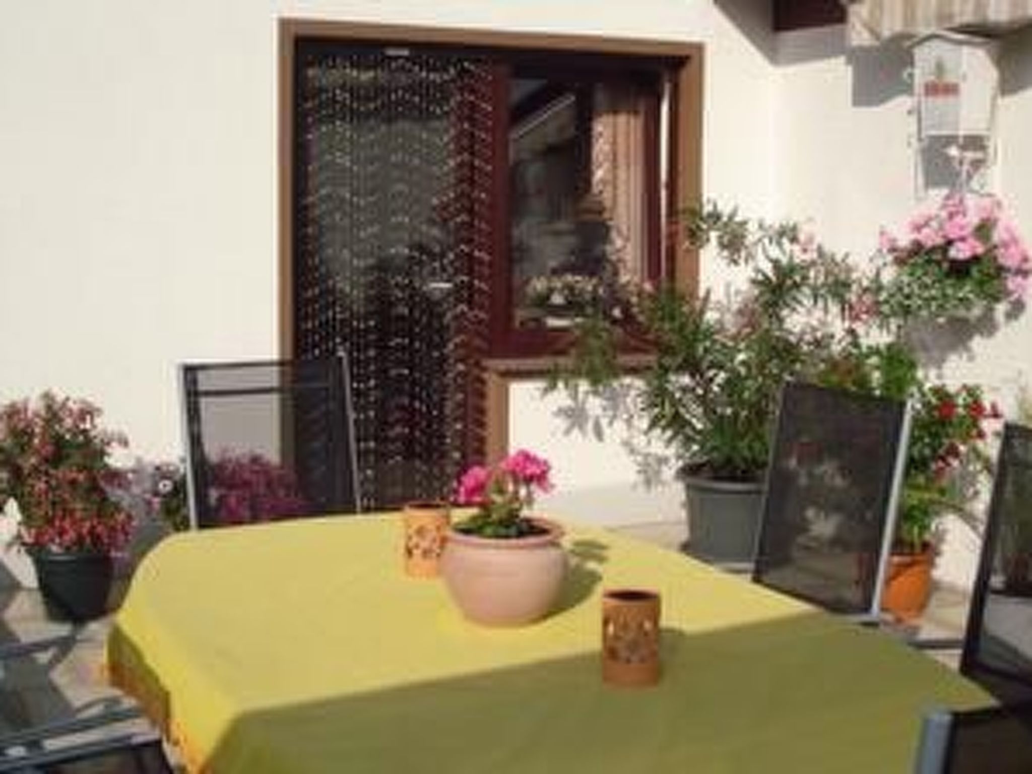 Helle Wohnung in Frankenhain mit Grill-Image-tags.info