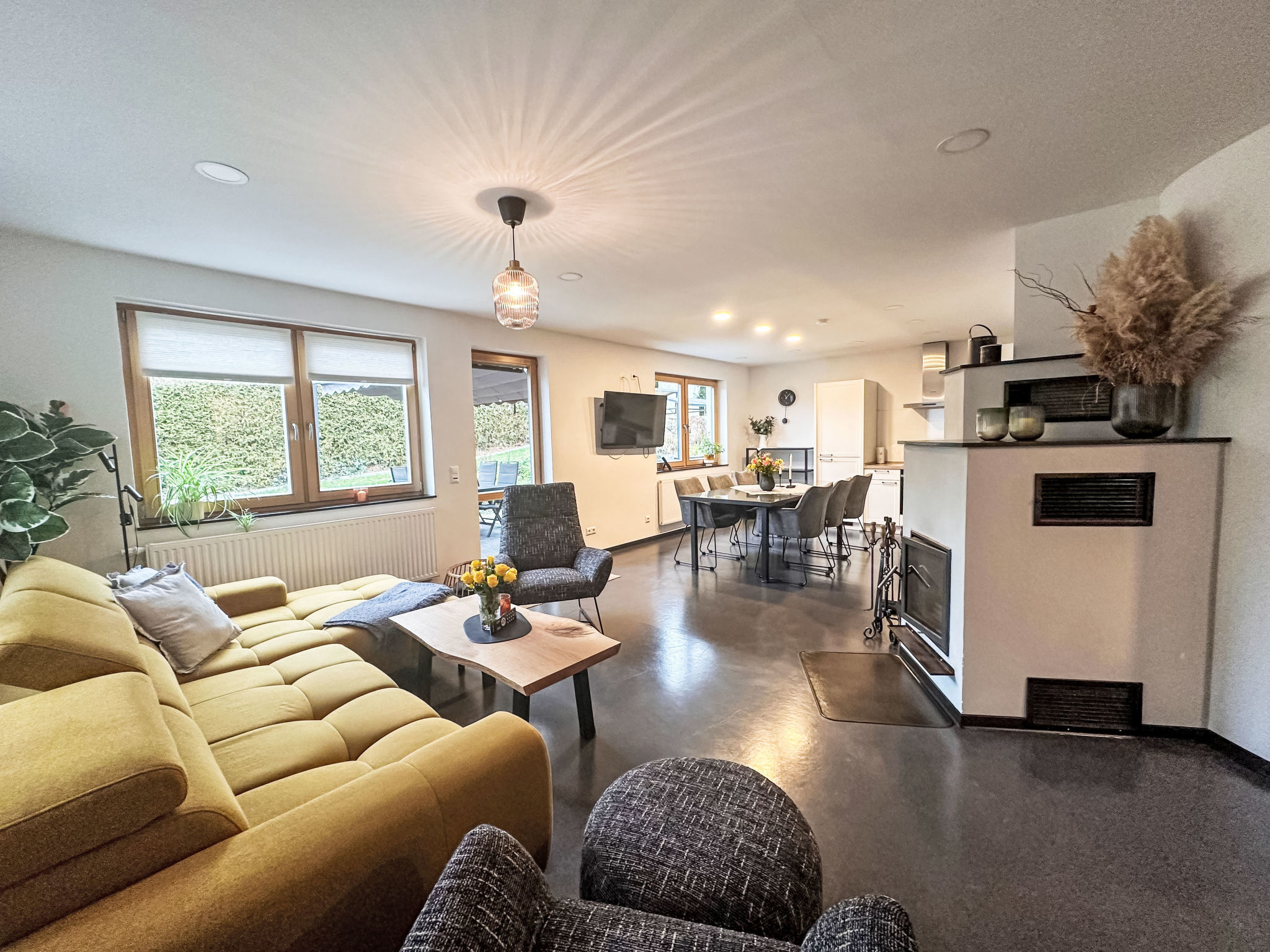 Schönes Ferienhaus in Neundorf mit Großer Terrasse