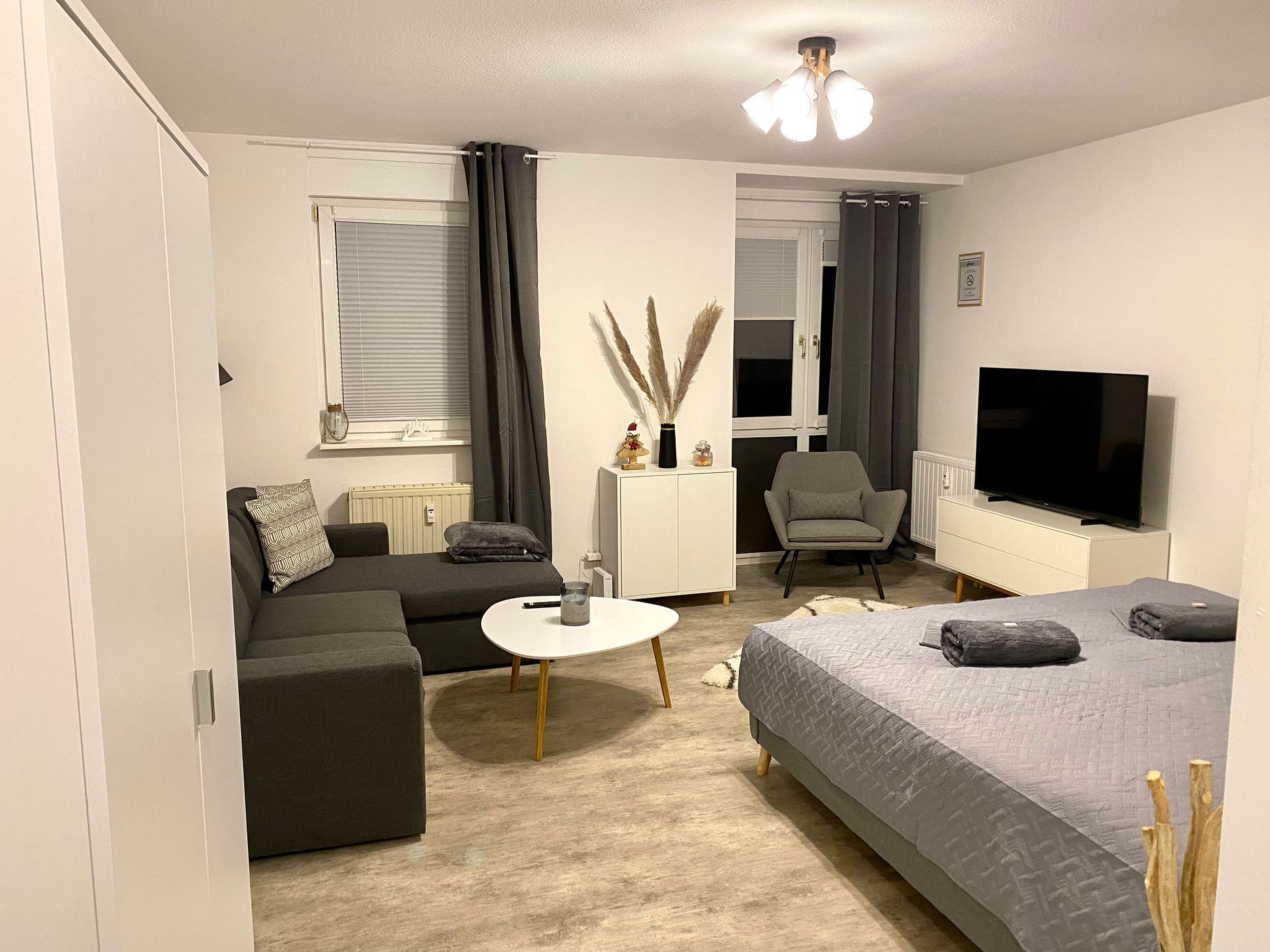 Moderne und gemütliche Ferienwohnung in Zwickau free Wifi und Netflix