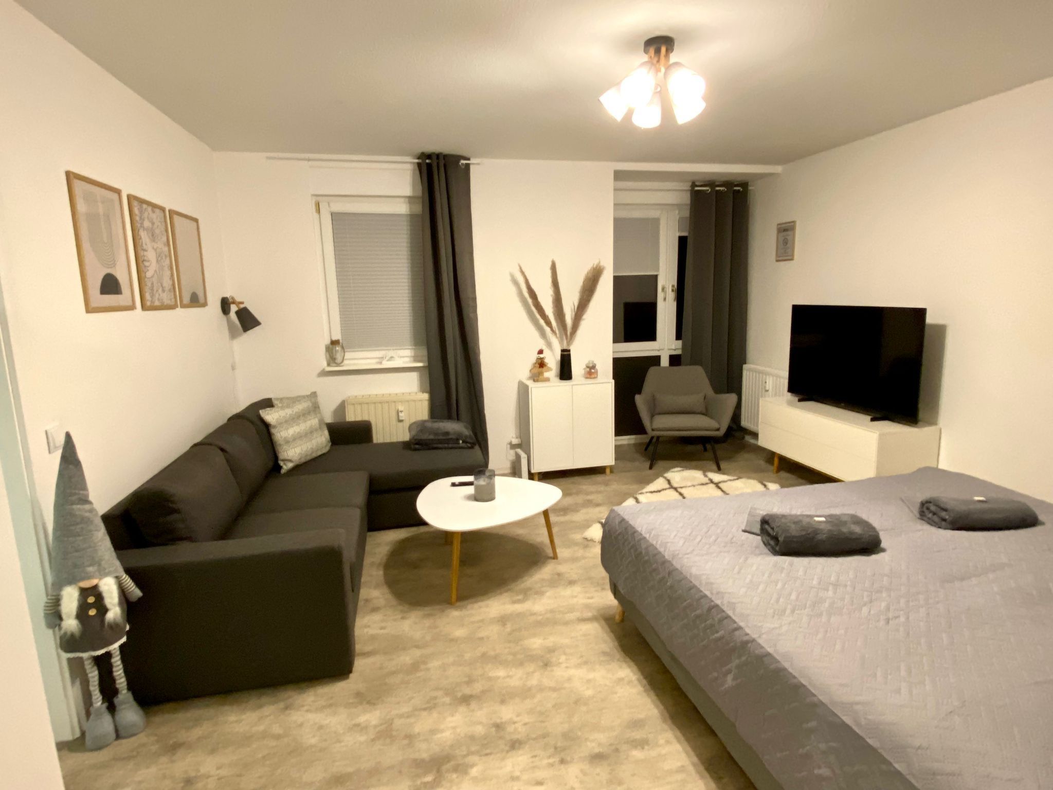 Moderne und gemütliche Ferienwohnung in Zwickau free Wifi und Netflix-Image-tags.info