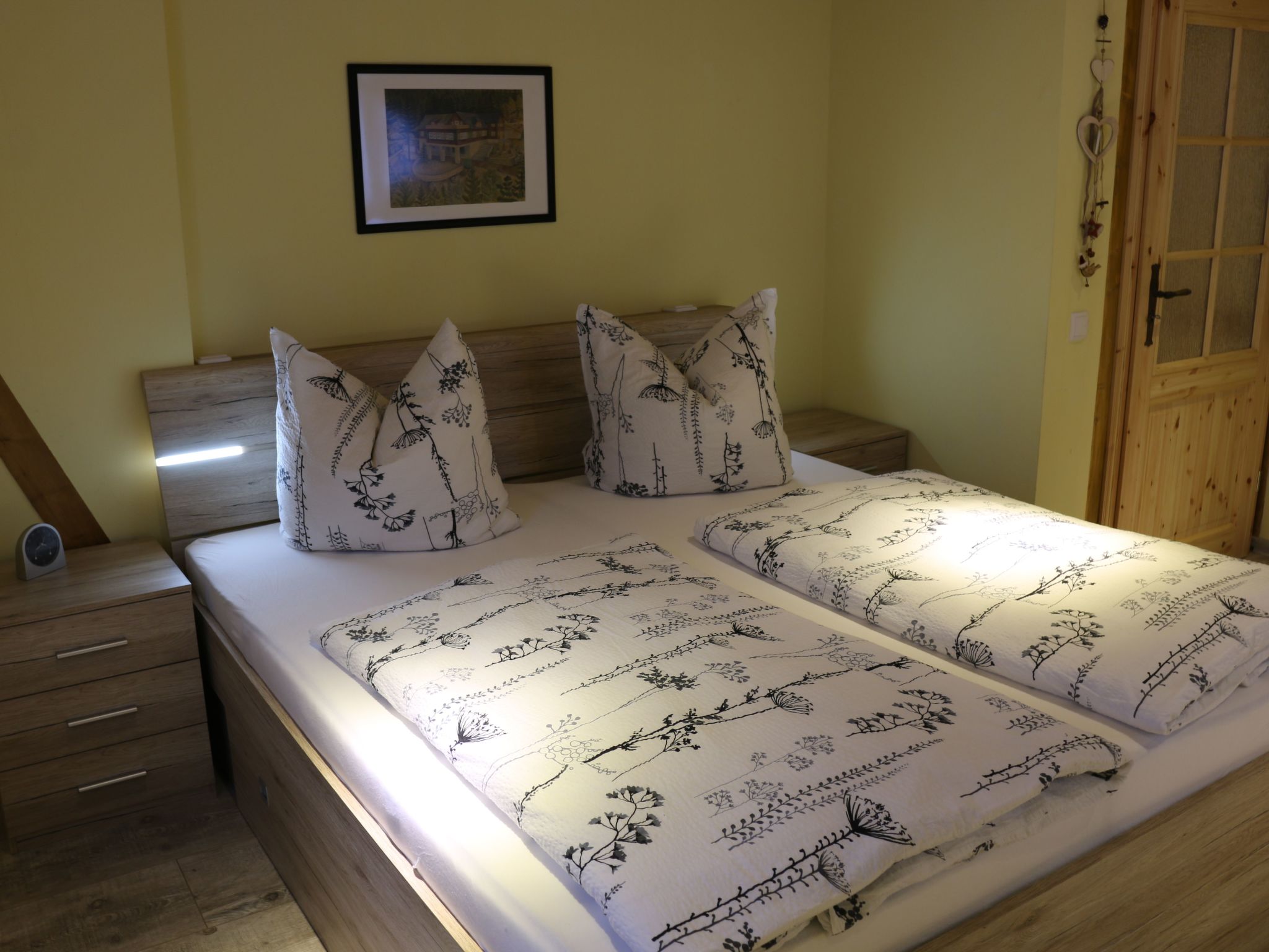 Appartement mit Garten, Grill und Terrasse-Binnen