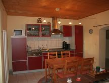 Wohnung mit Terrasse im sanierten Fachwerkhof