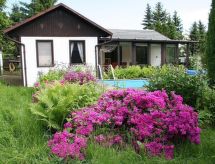 Vrijstaande bungalow in Maxen met privézwembad en tuin - thumbnail 3