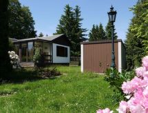 Vrijstaande bungalow in Maxen met privézwembad en tuin - thumbnail 6