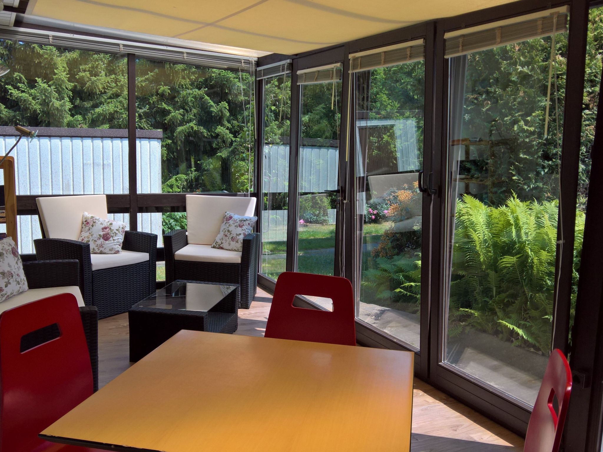 In Maxen mit Privatem Pool-Drinnen