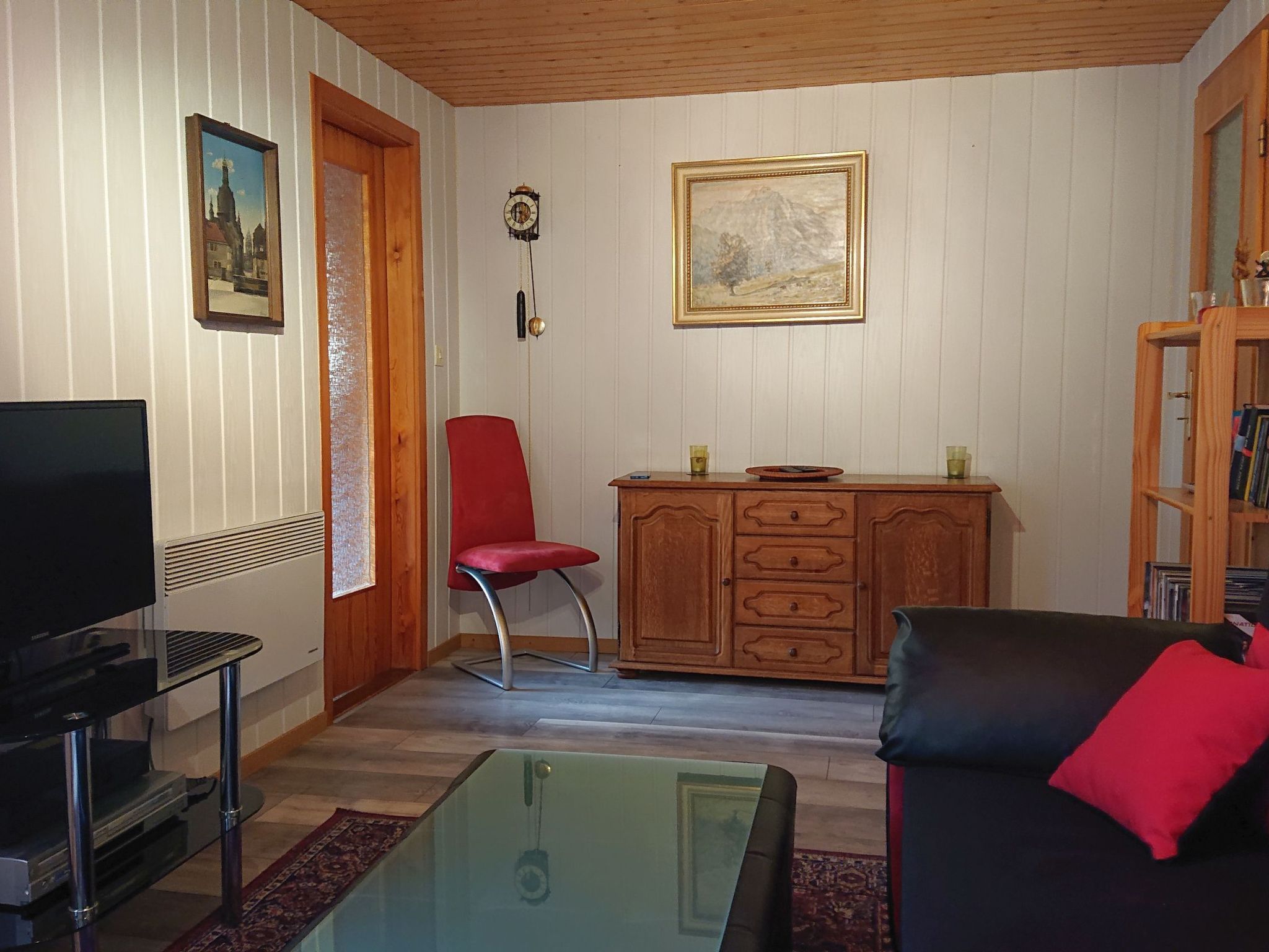 In Maxen mit Privatem Pool-Drinnen