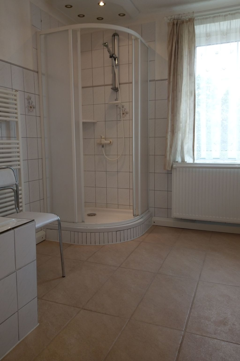 Wohnung in Hänichen mit Garten-Drinnen