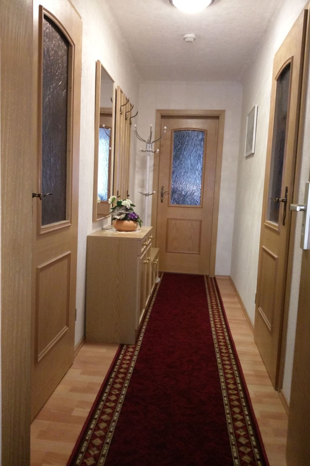 Wohnung in Hänichen mit Garten-Drinnen