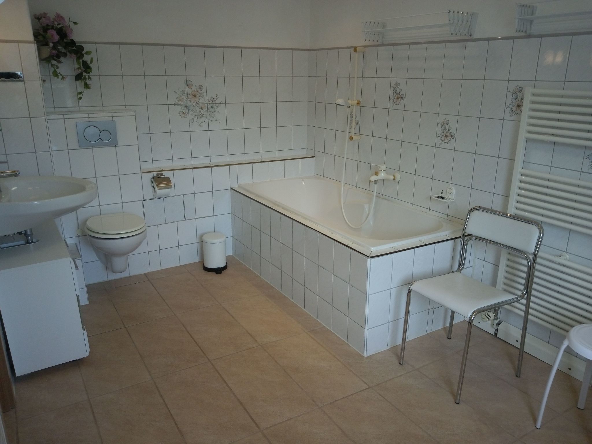 Wohnung in Hänichen mit Garten-Drinnen