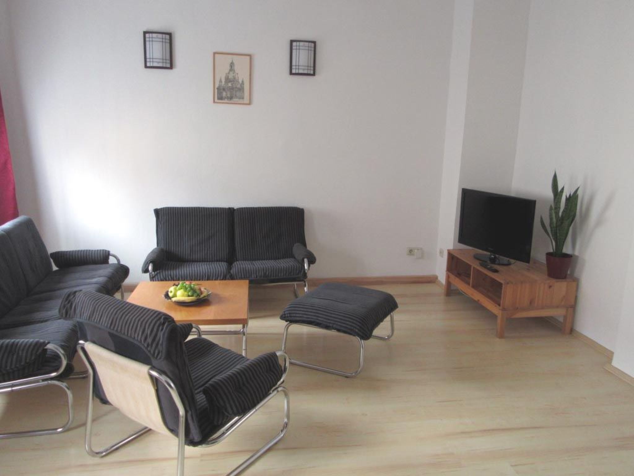 Blaues Haus-Image-tags.info