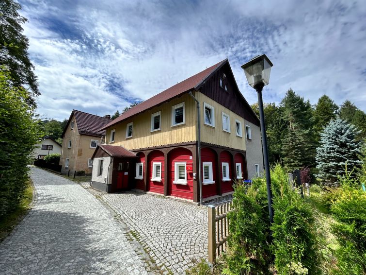 Waldferienhaus Dunja Mit Sauna, Whirlpool, Direkt Am Waldrand, Kletterfelsen - Zittau