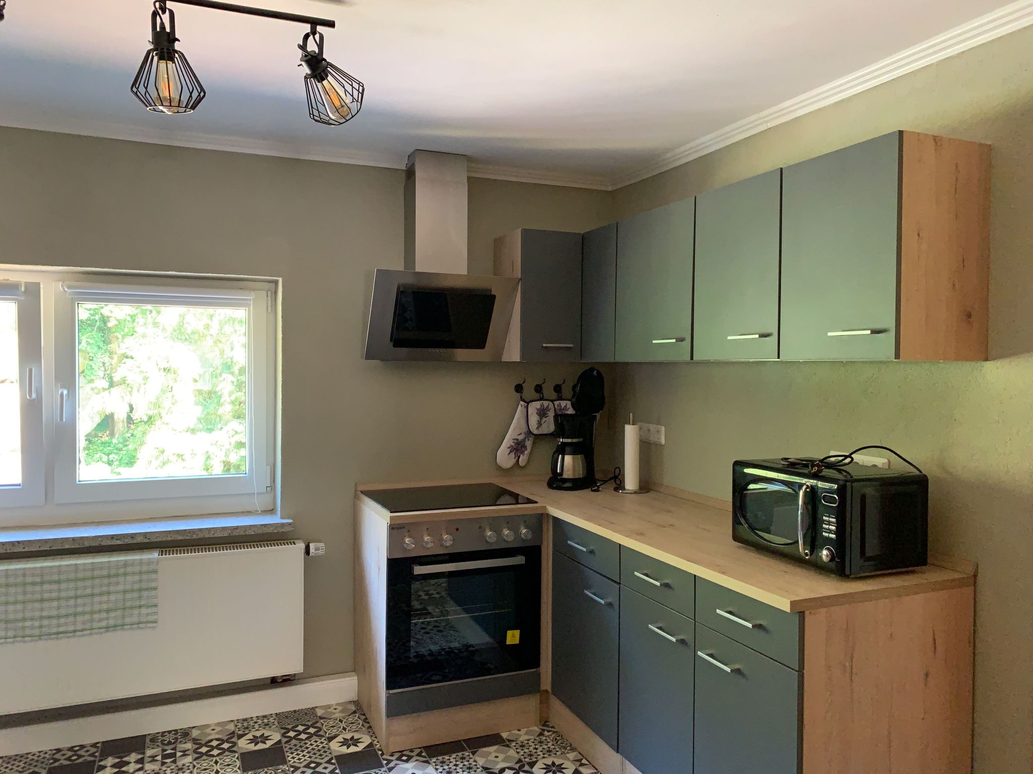 Waldferienhaus Dunja mit Sauna, Whirlpool, direkt am Waldrand, Kletterfelsen-Image-tags.info