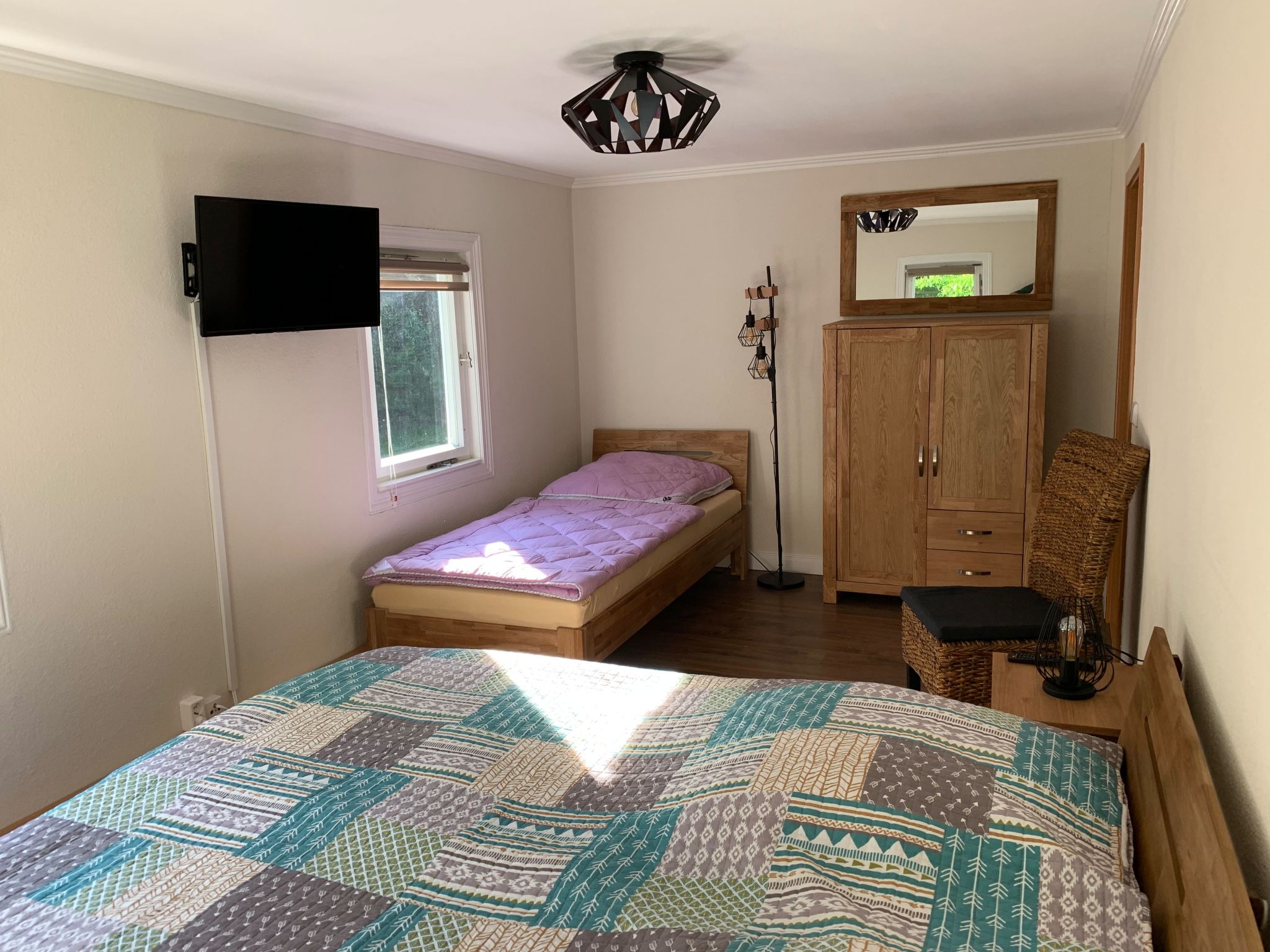 Waldferienhaus Dunja mit Sauna, Whirlpool, direkt am Waldrand, Kletterfelsen-Image-tags.info