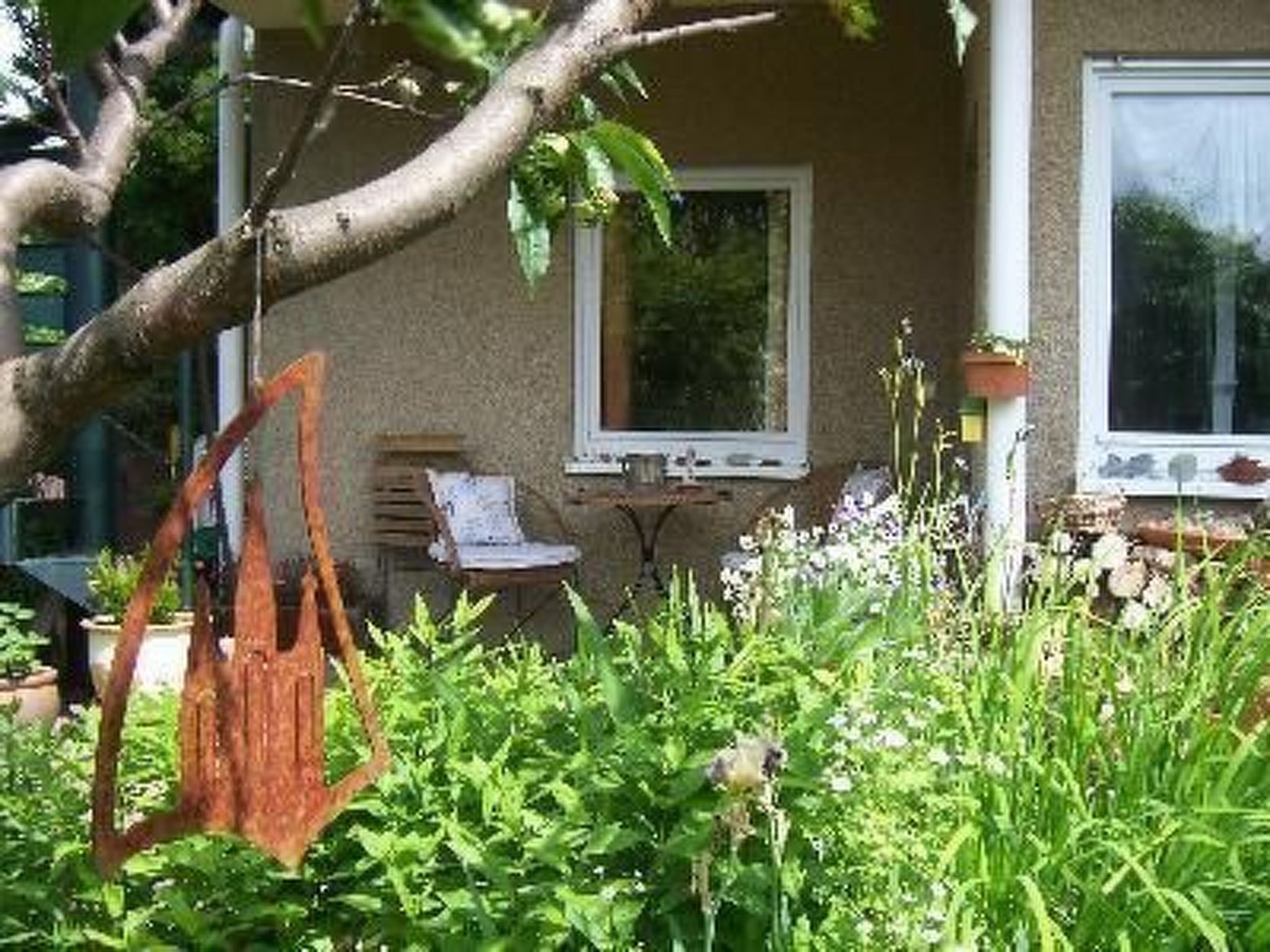 Appartement mit Terrasse-Drinnen