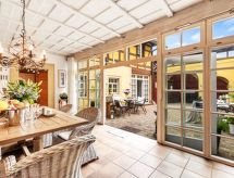 Ruime vakantievilla in Kreischa met tuin, terras en open haard - thumbnail 4