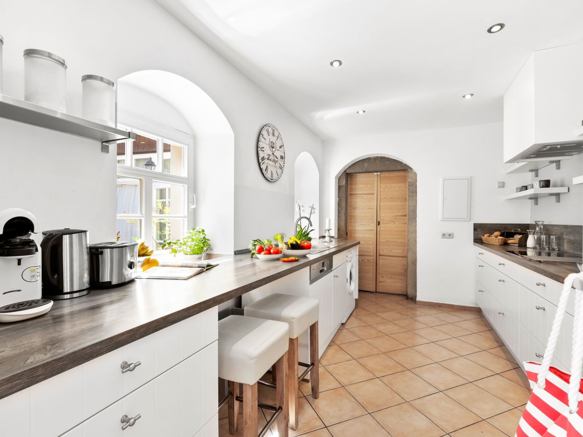 Villa mit Garten, Grill und Terrasse-Drinnen