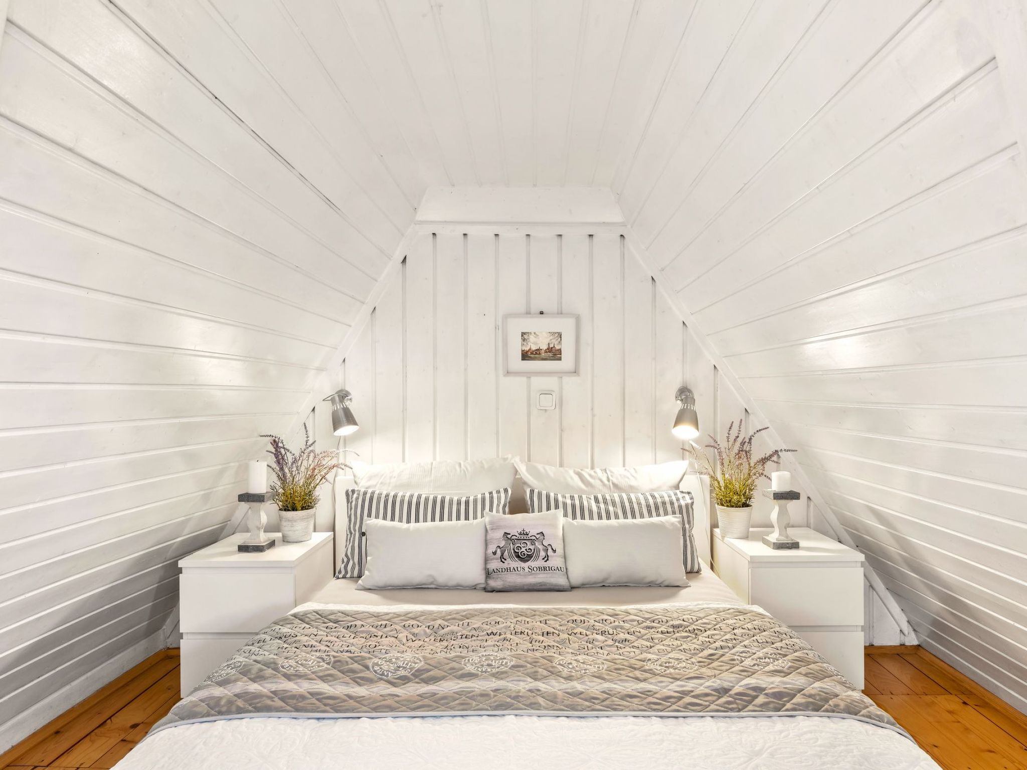 Villa mit Garten, Grill und Terrasse-Drinnen