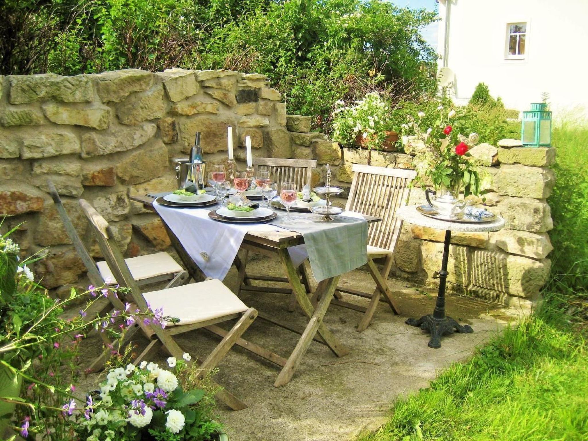 Villa mit Garten, Grill und Terrasse-Drinnen