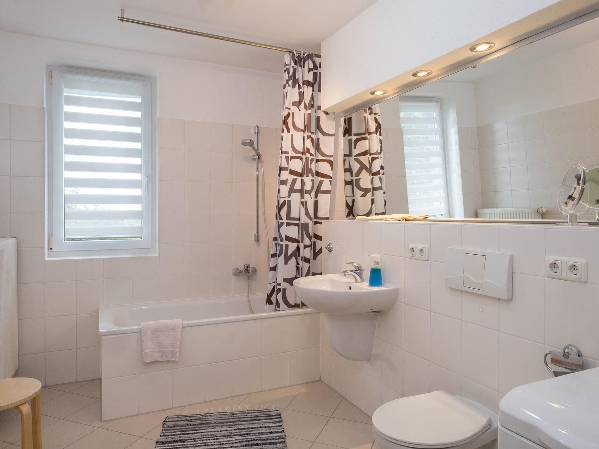 Wohnung in Mockritz mit Garten-Binnen