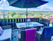 Knus appartement in Pirna met zonnig terras en bergzicht - thumbnail 1