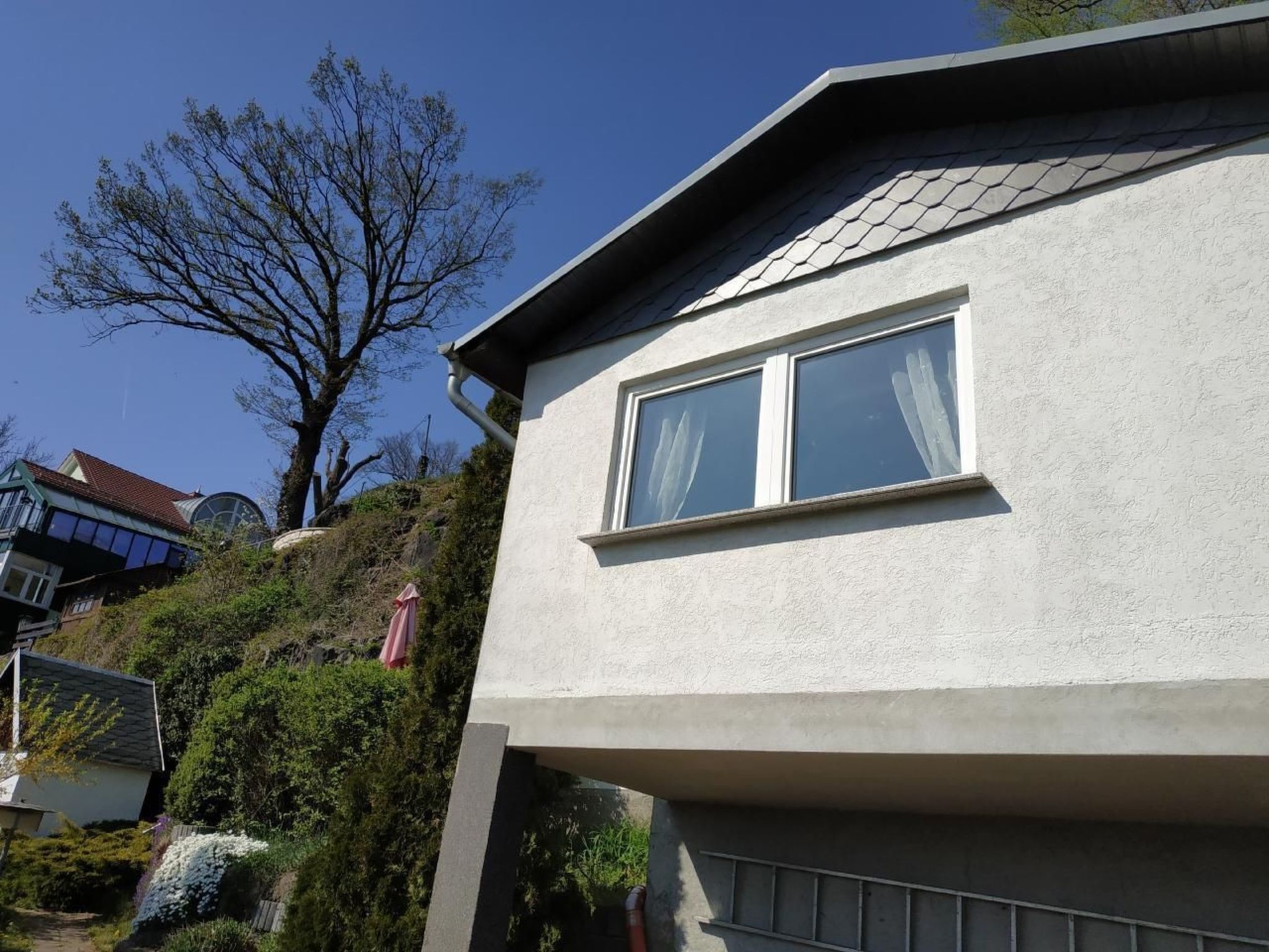 In Pirna mit Schöner Terrasse-Drinnen