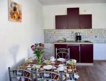 Schöne Ferienwohnung mit Garten und Grill
