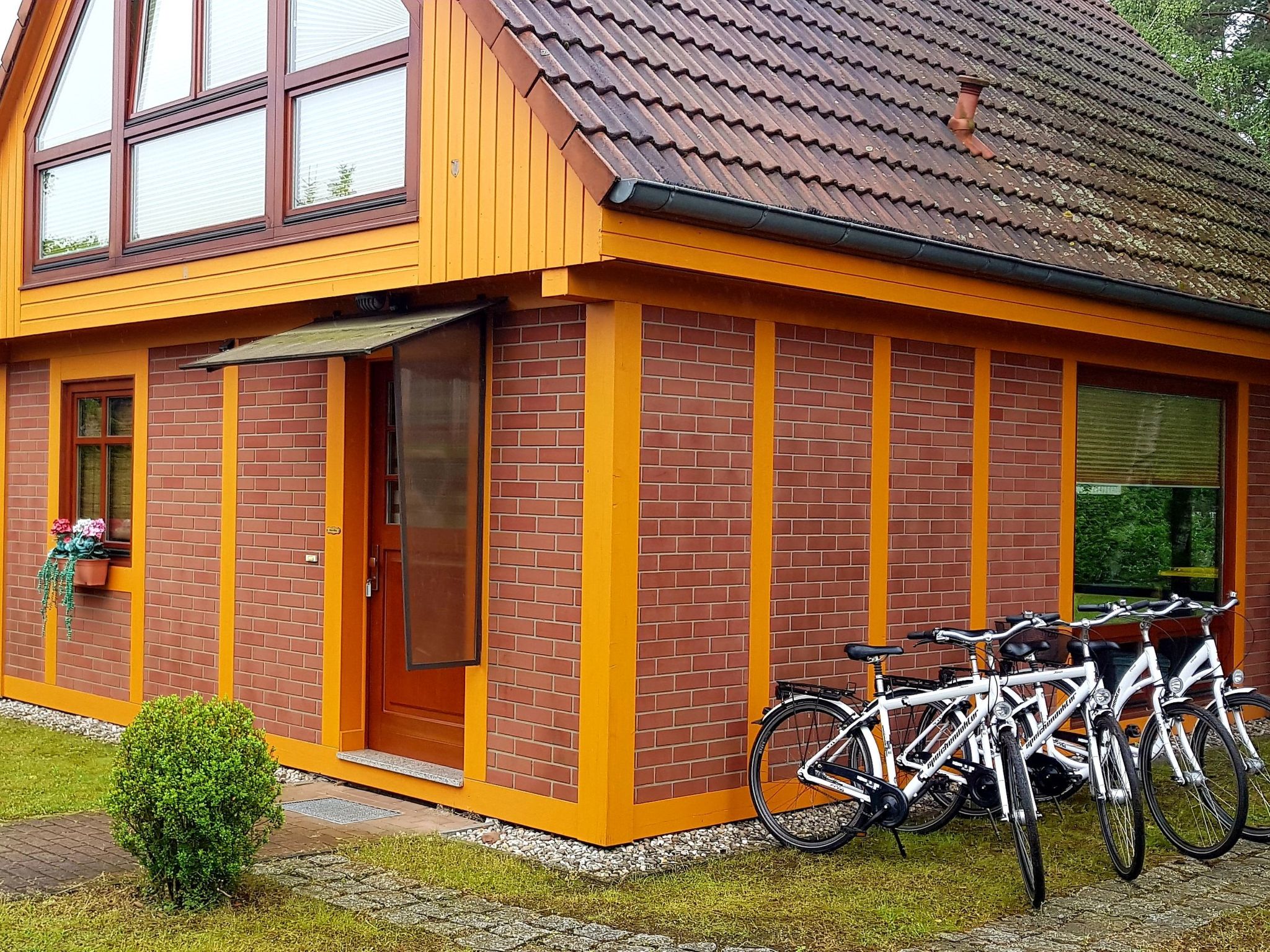 "Alina" mit Garten zum entspannen