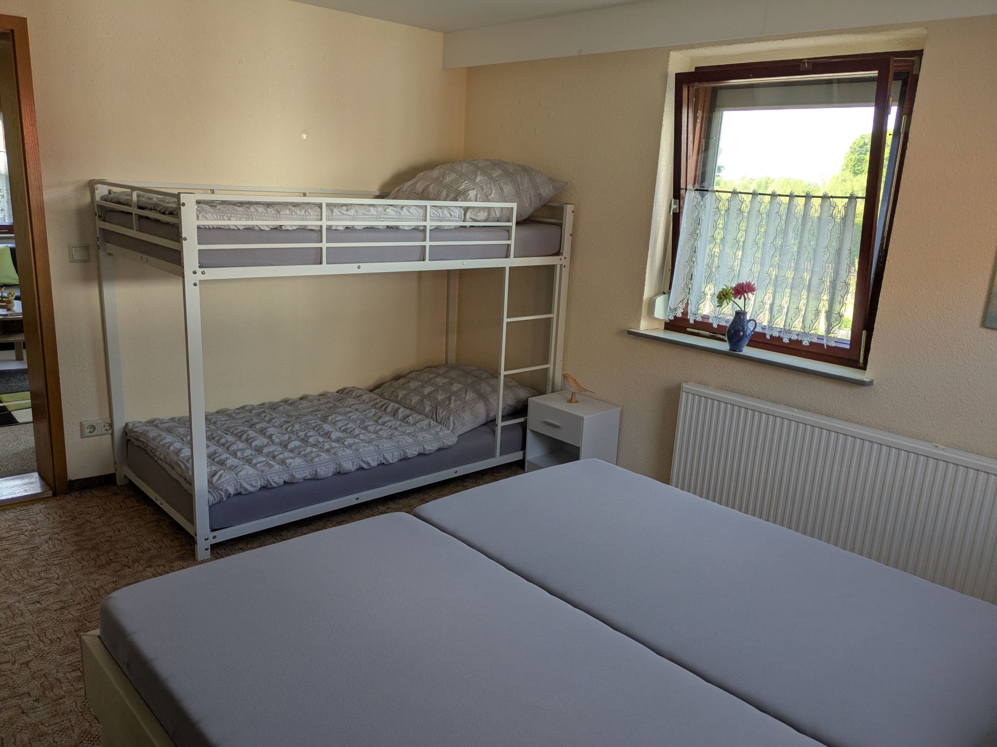 Mit eigenem Parkplatz-Inside