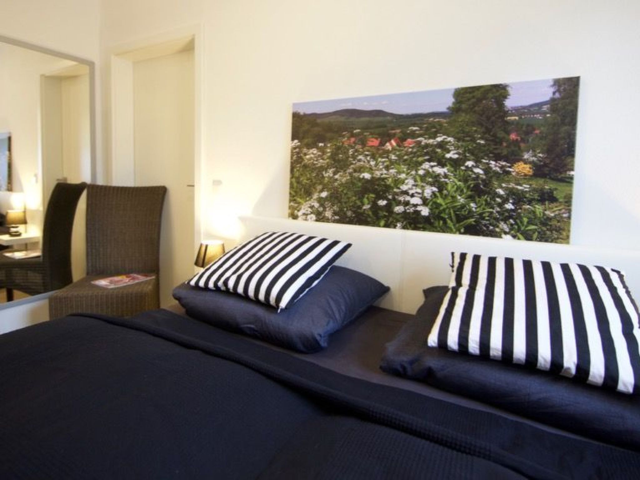 Helle und moderne Ferienwohnung mit Terrasse