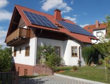 Vrijstaand vakantiehuis met omheinde tuin in Reichenbach, Saksen - thumbnail 1