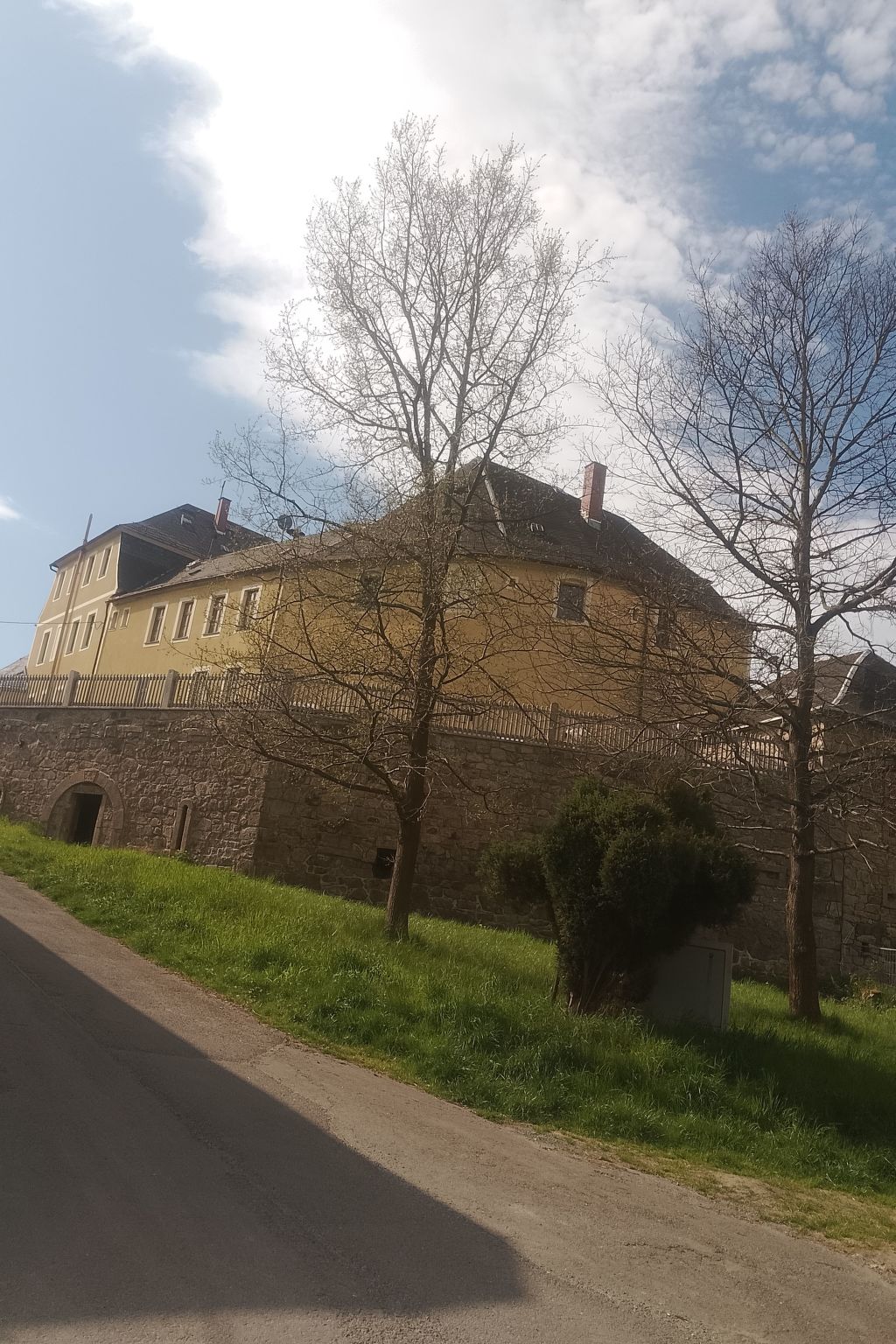 Vakantiehuis met omheinde tuin in Lengenfeld (Duitsland) 1 hond is welkom