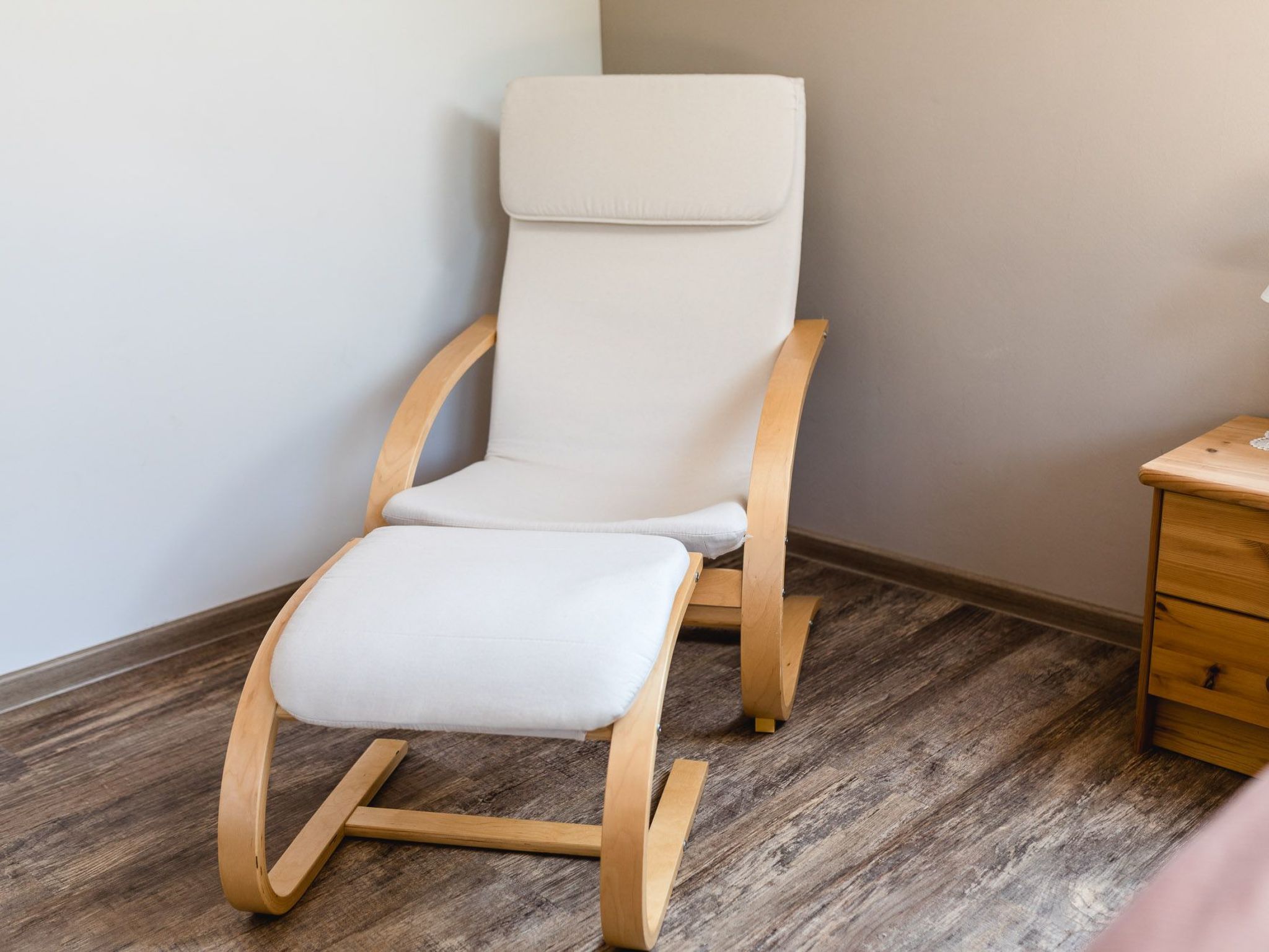 Mit Parkplatz und Fahrradunterstellmöglichkeit mit Balkon nah am Wald-Image-tags.info