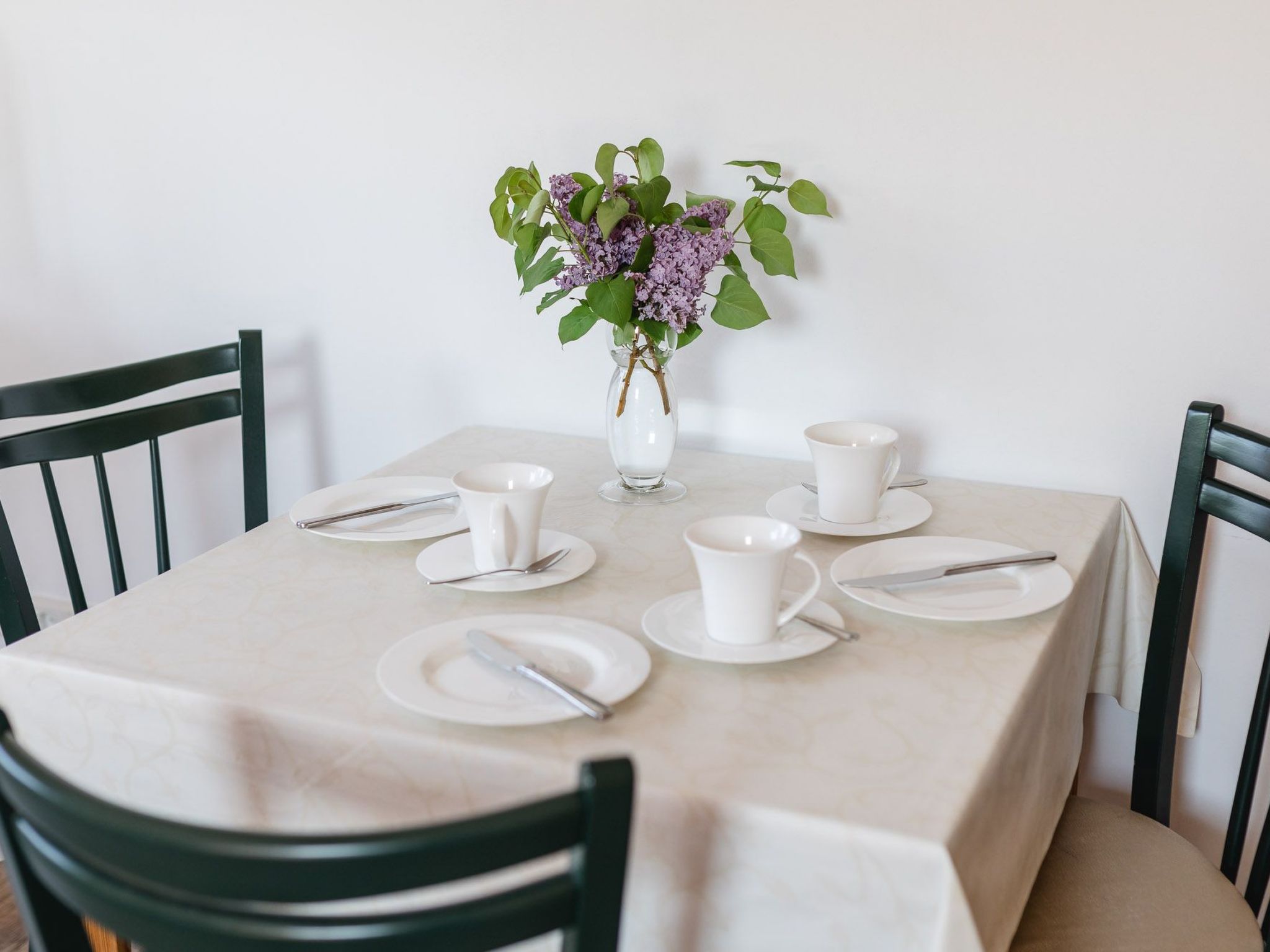 Mit Parkplatz und Fahrradunterstellmöglichkeit mit Balkon nah am Wald-Image-tags.info