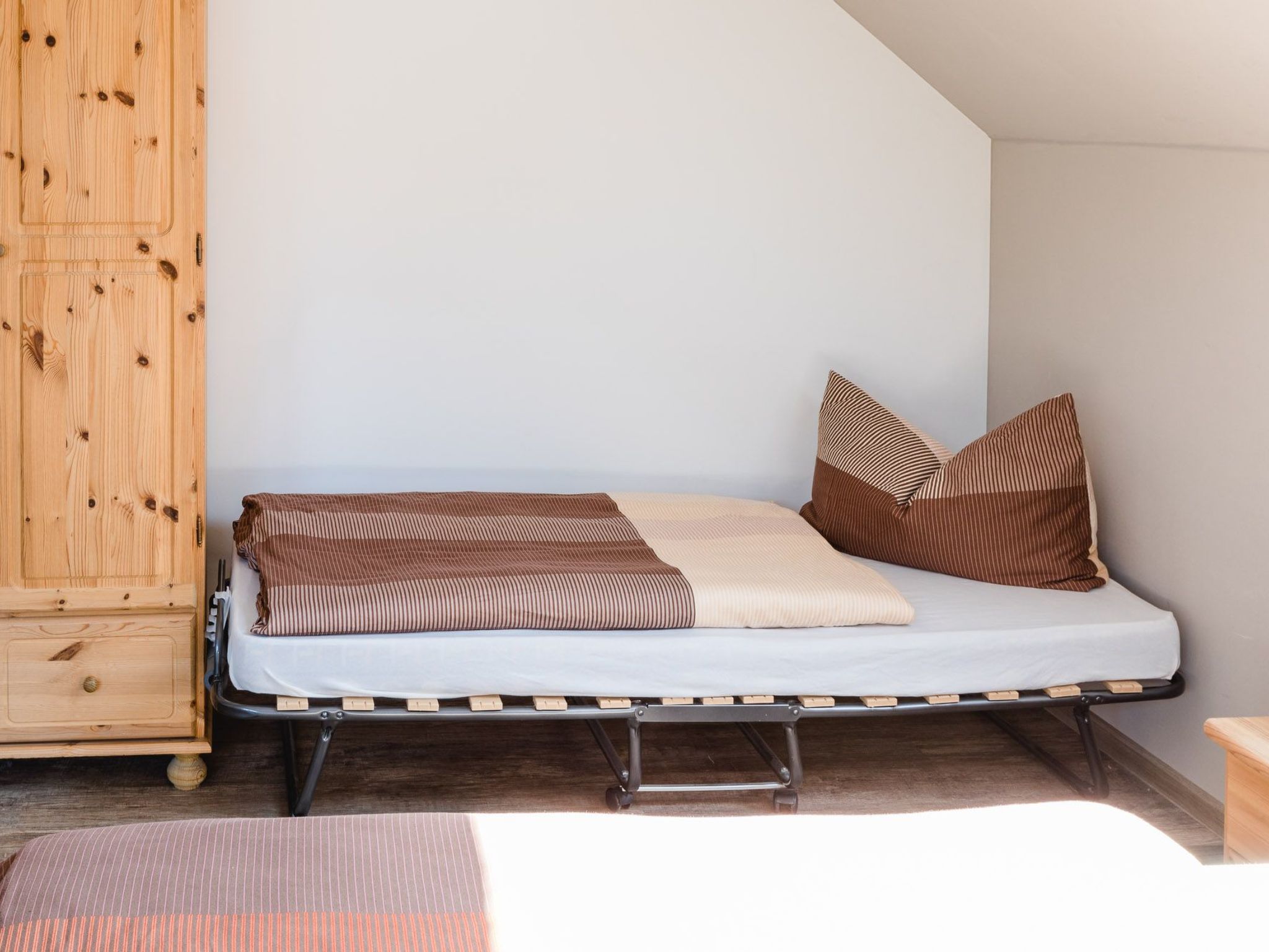 Mit Parkplatz und Fahrradunterstellmöglichkeit mit Balkon nah am Wald-Image-tags.info