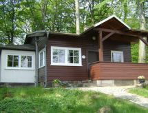Vrijstaande bungalow met bergzicht en omheinde tuin in Kottmarsdorf - thumbnail 1