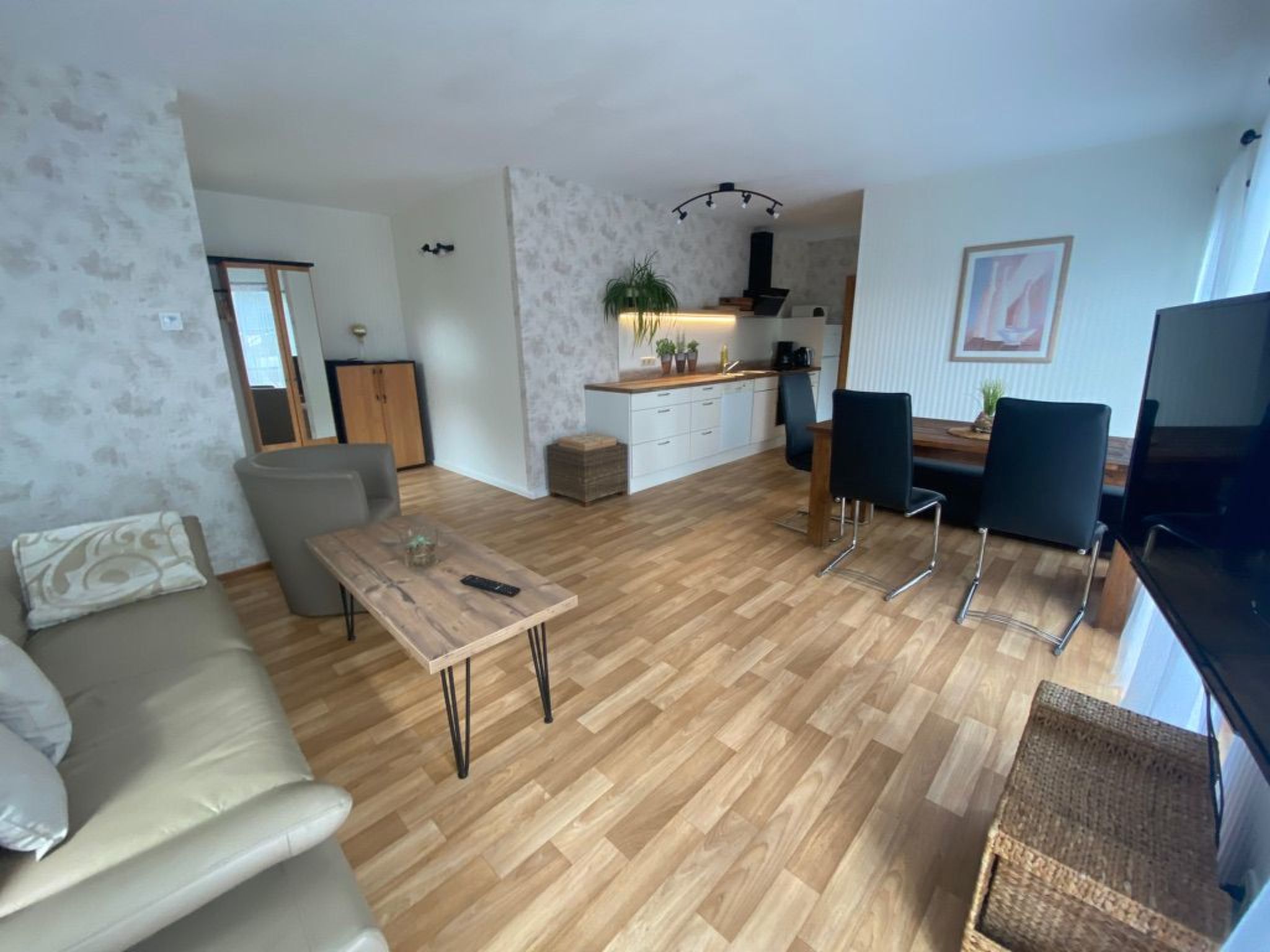 Geräumige Wohnung in Bad Elster mit Terrasse, Garten und Grill-Inside