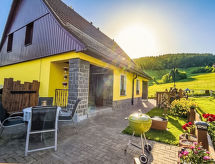 Ruim vakantiehuis met sauna en bergzicht in Oberwiesenthal - thumbnail 3